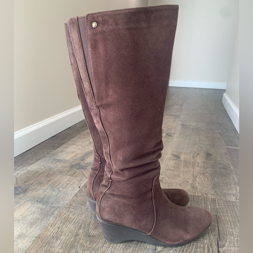 Blondo Lizenn Knee High Boots Dark Brown Suede Waterproof Wedge